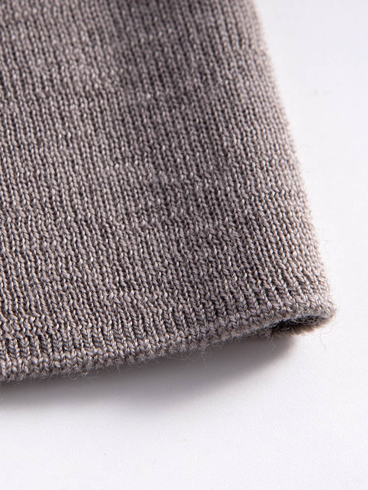 Minimalist Turtleneck Wool Sweater