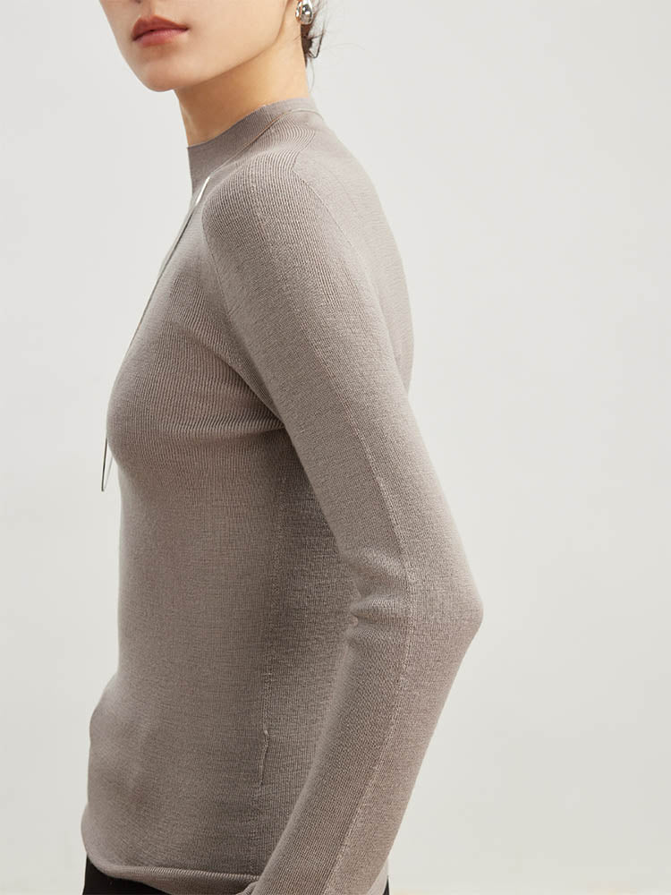 Minimalist Turtleneck Wool Sweater