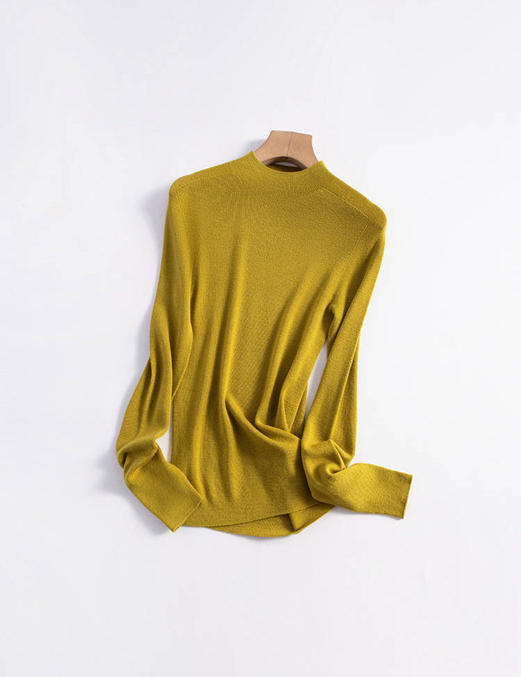 Minimalist Turtleneck Wool Sweater