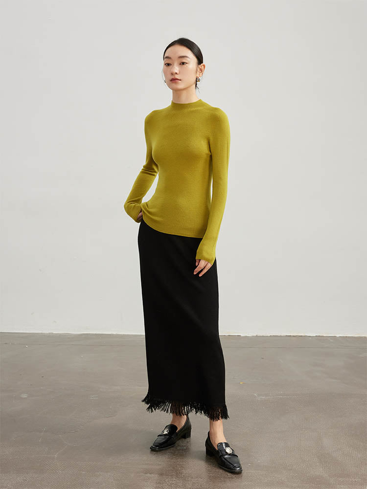 Minimalist Turtleneck Wool Sweater