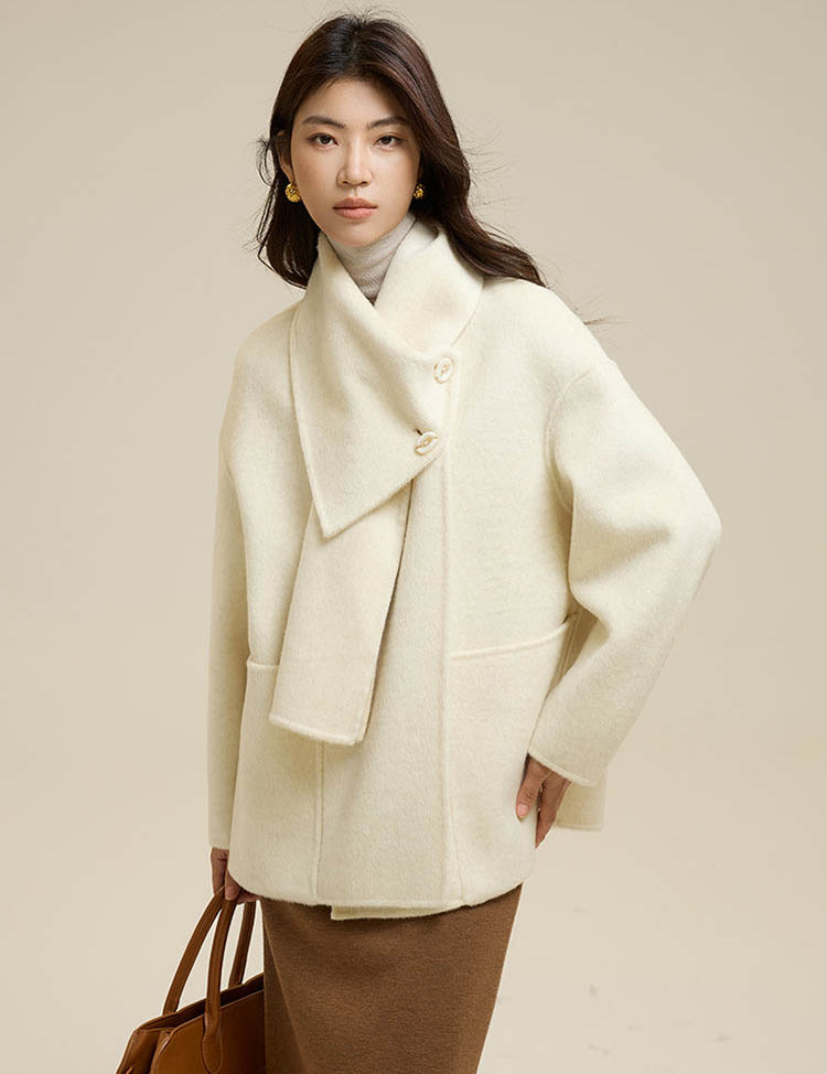 Scarf Short Patch Pocket Wool Coat