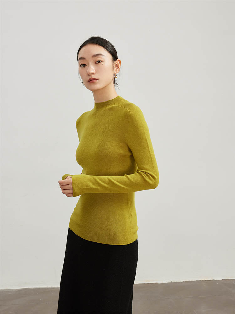 Minimalist Turtleneck Wool Sweater