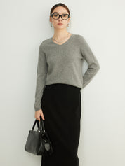 V-Neck Seamless Cashmere Sweater