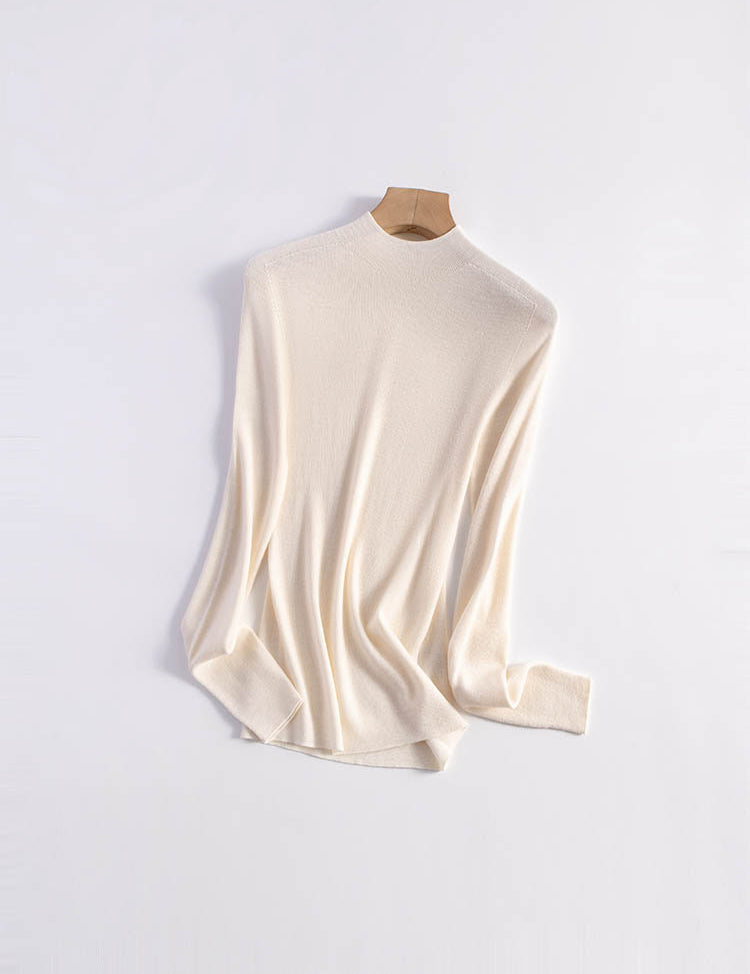 Minimalist Turtleneck Wool Sweater