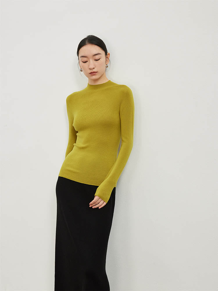 Minimalist Turtleneck Wool Sweater